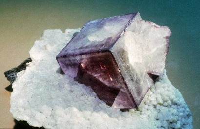 礦石進(jìn)口清關(guān)費(fèi)用及所需資料-17年進(jìn)口報關(guān)經(jīng)驗(yàn)