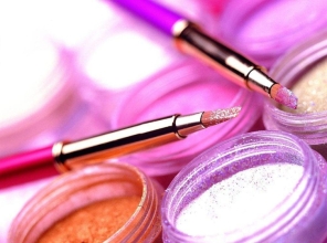 印度到上?；瘖y品原料進(jìn)口報(bào)關(guān)資料代理案例