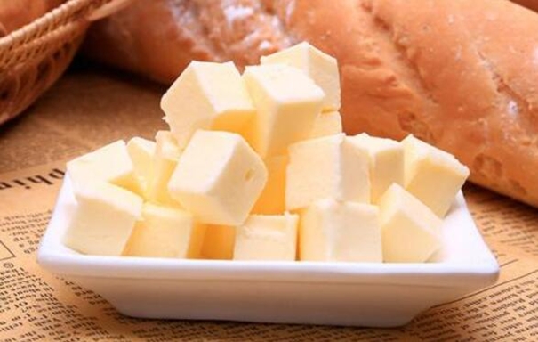 1630059890935571.jpg 澳大利亞牛油脂肪進口清關